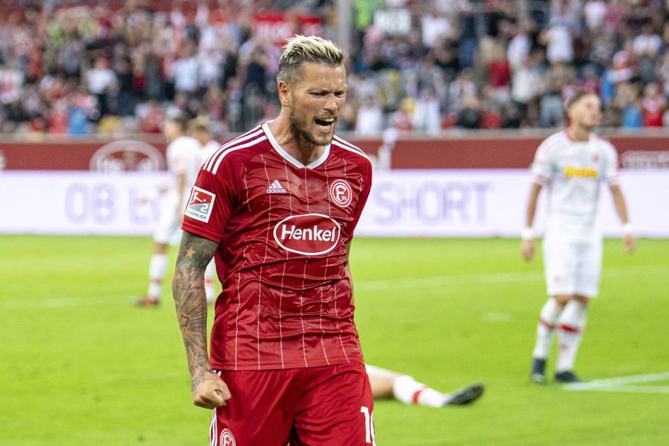 场上反击有心!柏林赫塔扳平比分的简单介绍 场上反击有心!柏林赫塔扳平比分的简单介绍