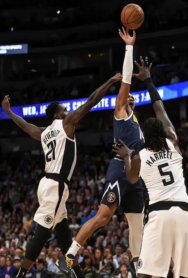 包含快船队神奇的逆袭之路，让人唏嘘不已的词条