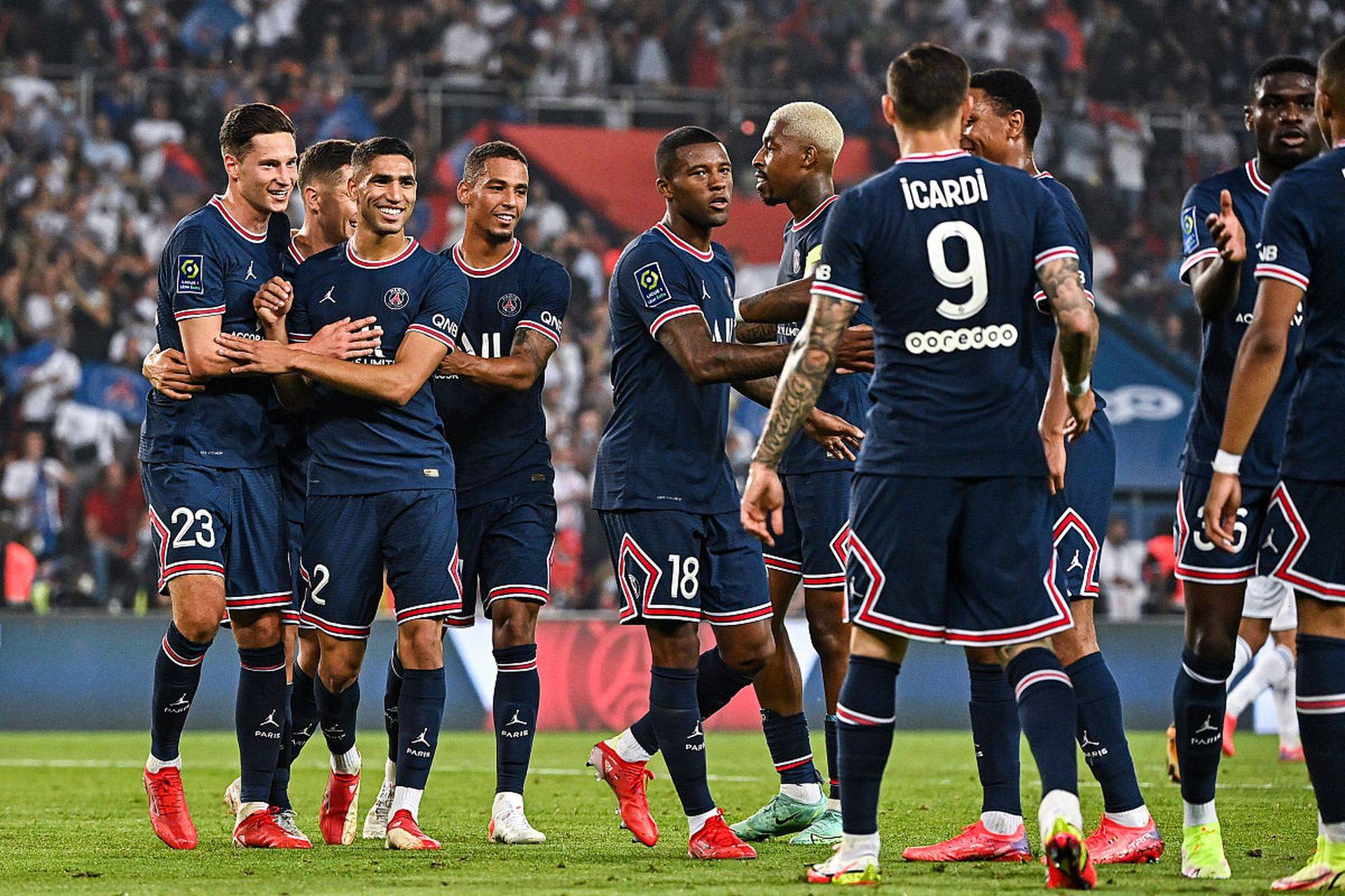 巴黎圣日耳曼和尤文图斯的激烈对抗