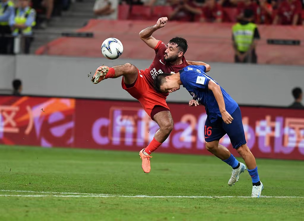 包含欧洲强强对抗，激烈比赛精彩纷呈的词条