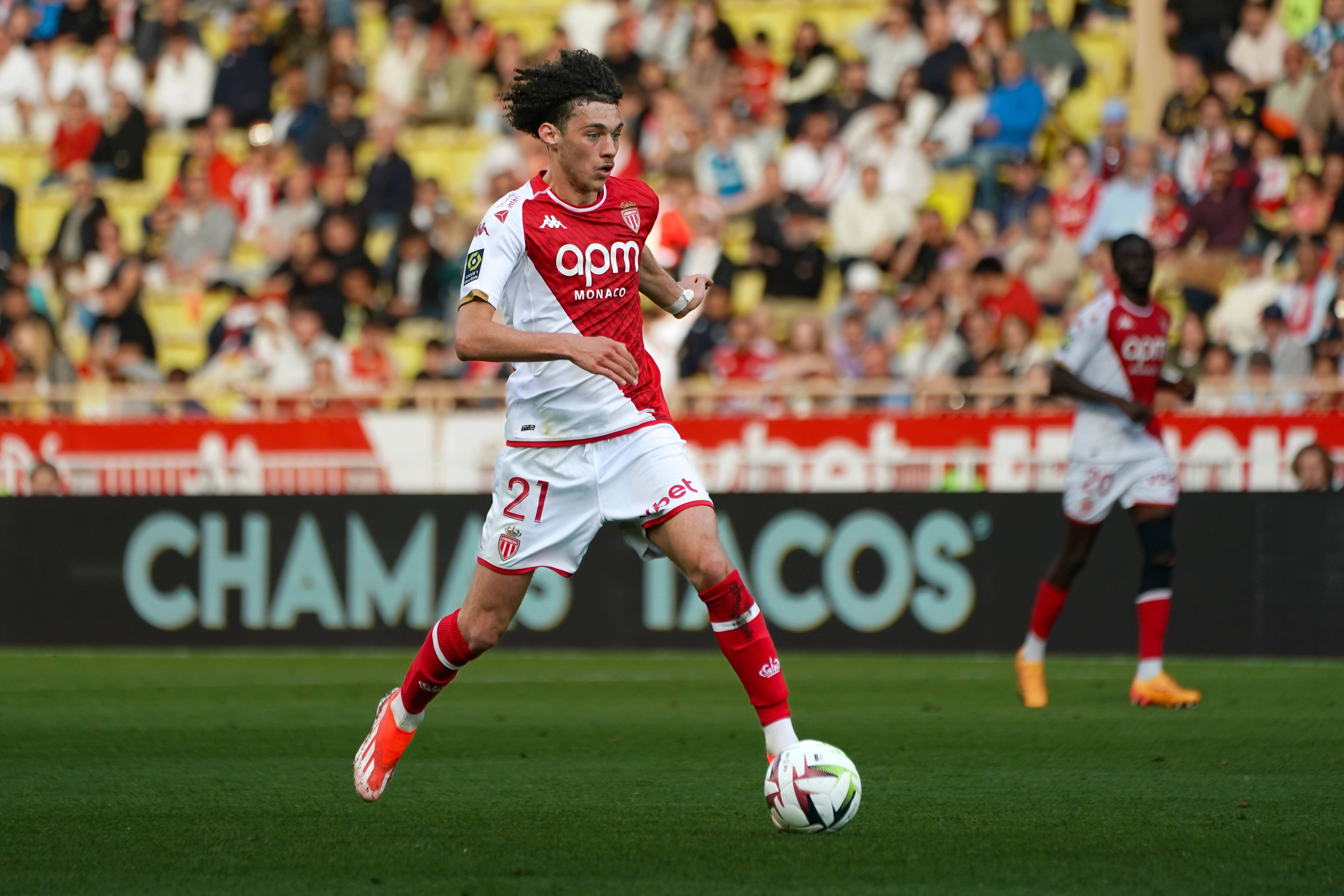 包含摩纳哥球队主教练透露战术调整细节,深受球员认可的词条 包含摩纳哥球队主教练透露战术调整细节,深受球员认可的词条