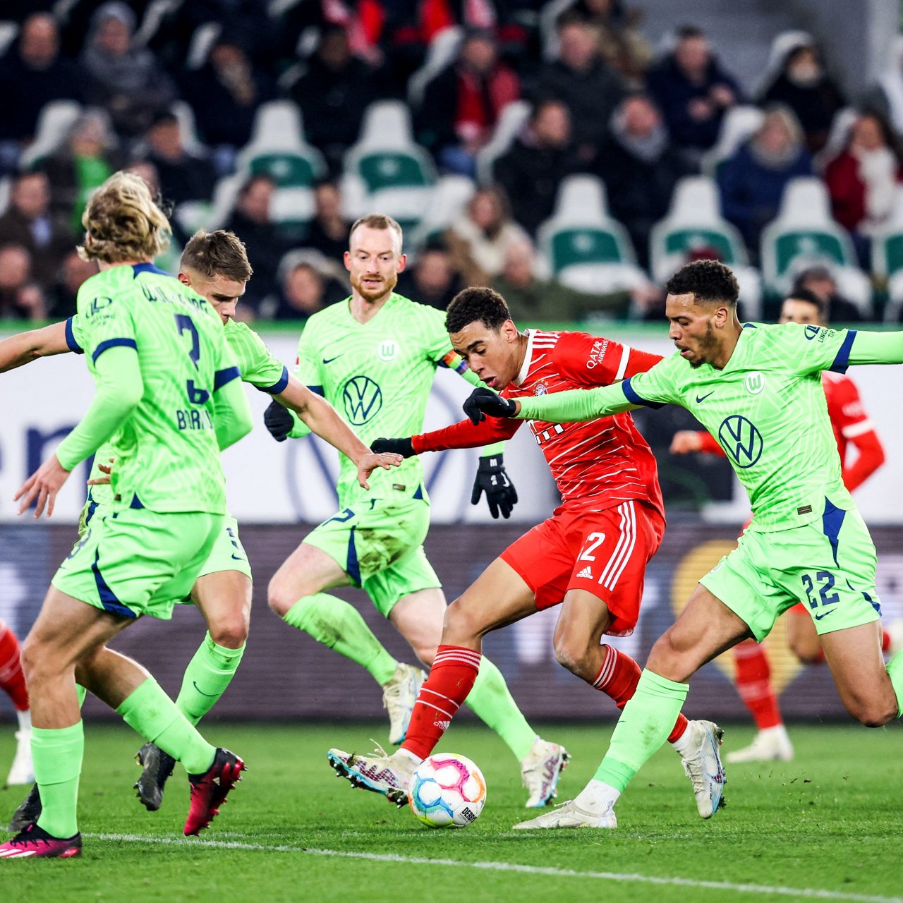 包含沃尔夫斯堡客场大胜,争夺前四位置的词条 包含沃尔夫斯堡客场大胜,争夺前四位置的词条