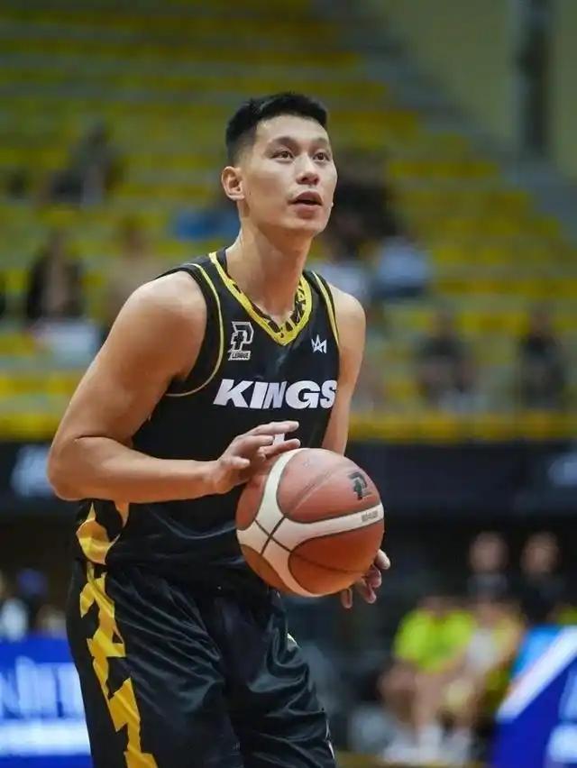 篮球联赛最新消息：天津男篮连续胜出稳居前列的简单介绍