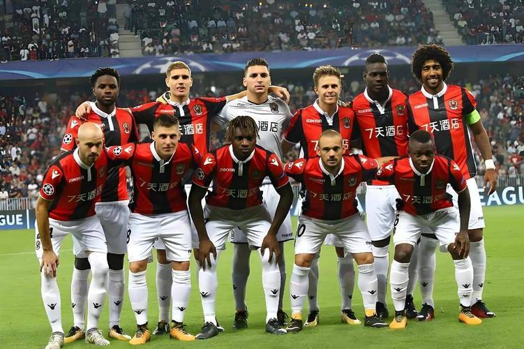 圣埃蒂安俱乐部主场告捷，赢得比赛