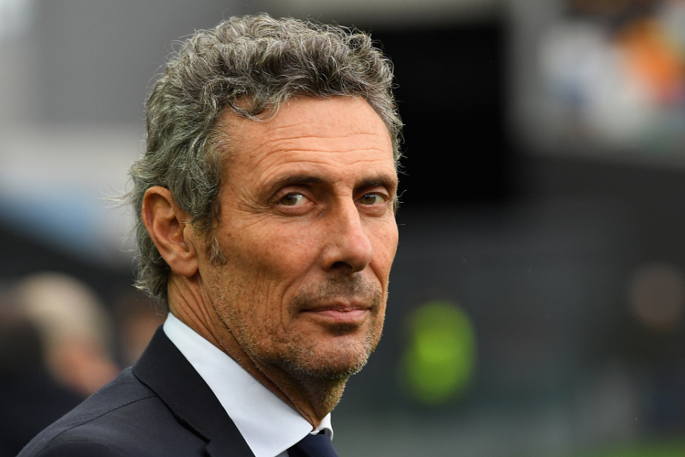 包含乌迪内斯主教练新战术获赞誉，球队士气高涨的词条