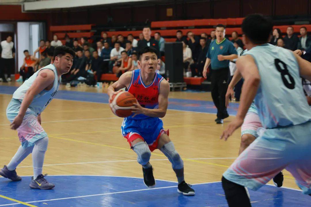 篮球璀璨,名将耀眼,快来感受赛场无限魅力!的简单介绍 篮球璀璨,名将耀眼,快来感受赛场无限魅力!的简单介绍