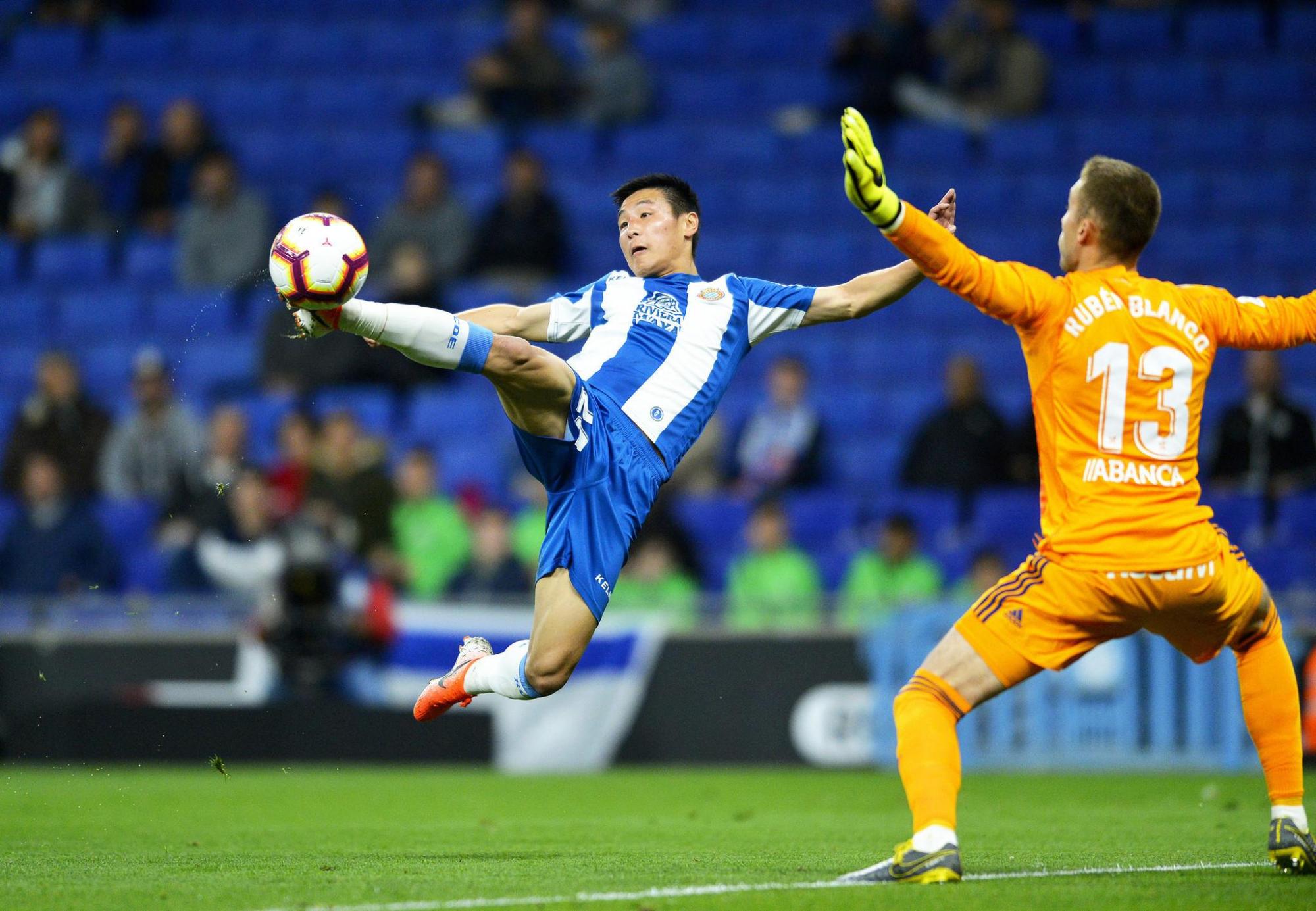 包含战绩稳步提升,欧洲球队备受瞩目的词条 包含战绩稳步提升,欧洲球队备受瞩目的词条