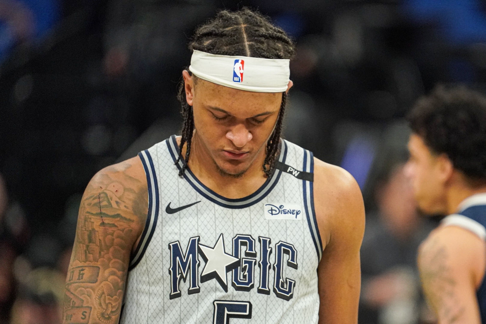 猛龙不敌爵士,遭遇失利 猛龙不敌爵士,遭遇失利