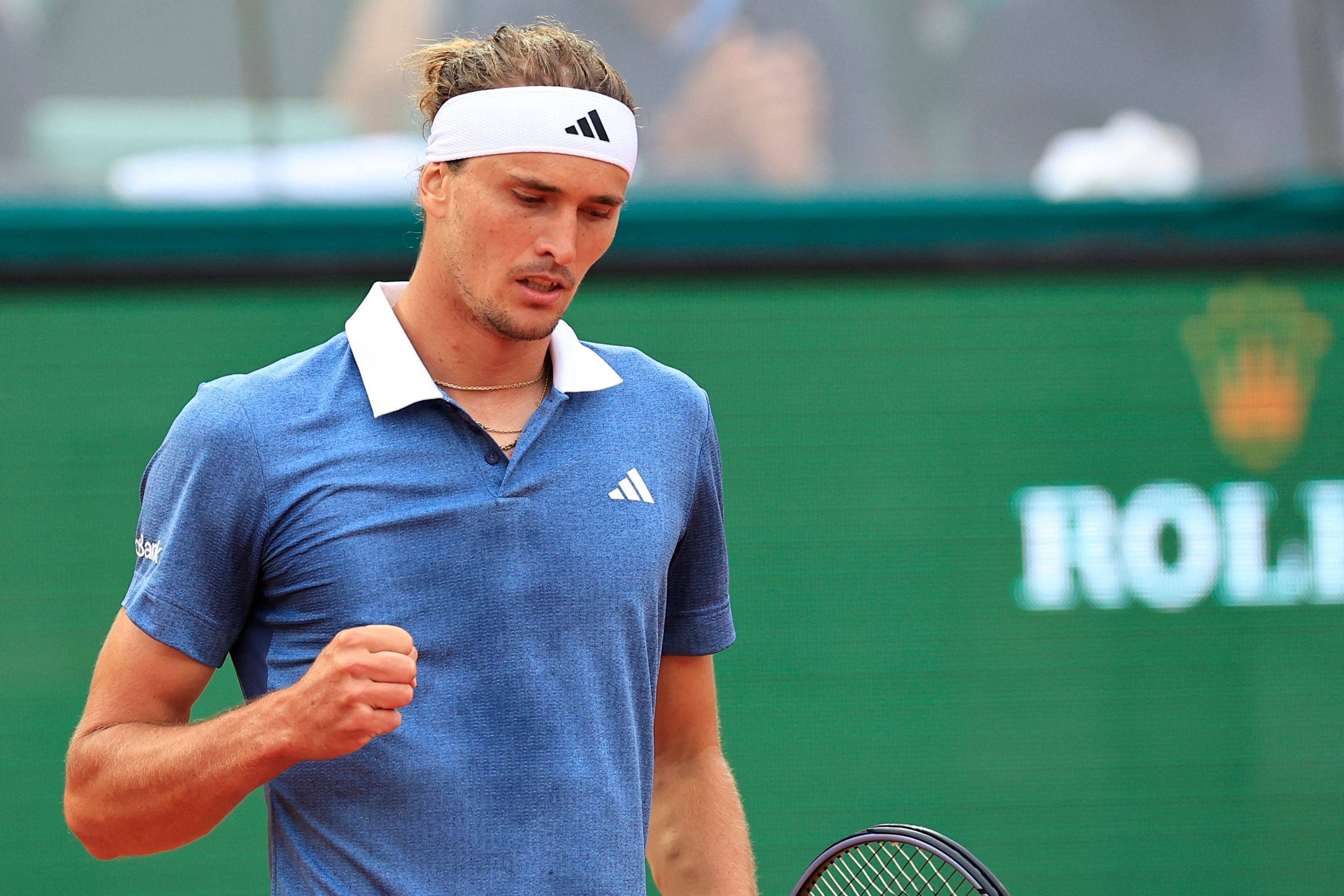 美国网球队险胜西班牙网球队,兹维列夫统治全场的简单介绍 美国网球队险胜西班牙网球队,兹维列夫统治全场的简单介绍