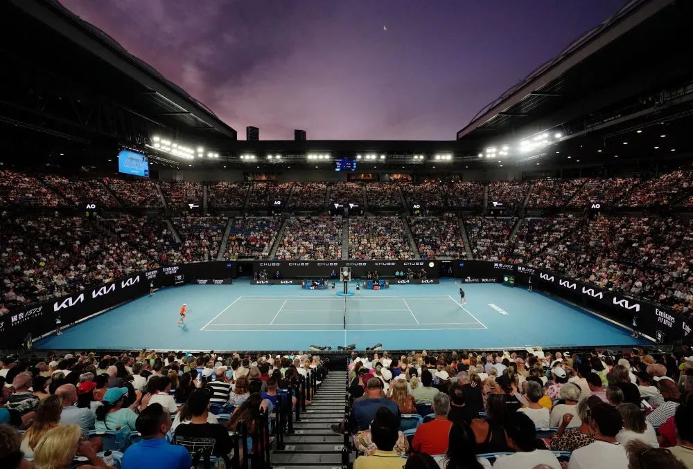 美国网球队横扫澳大利亚网球队，克耶高斯制霸全场的简单介绍