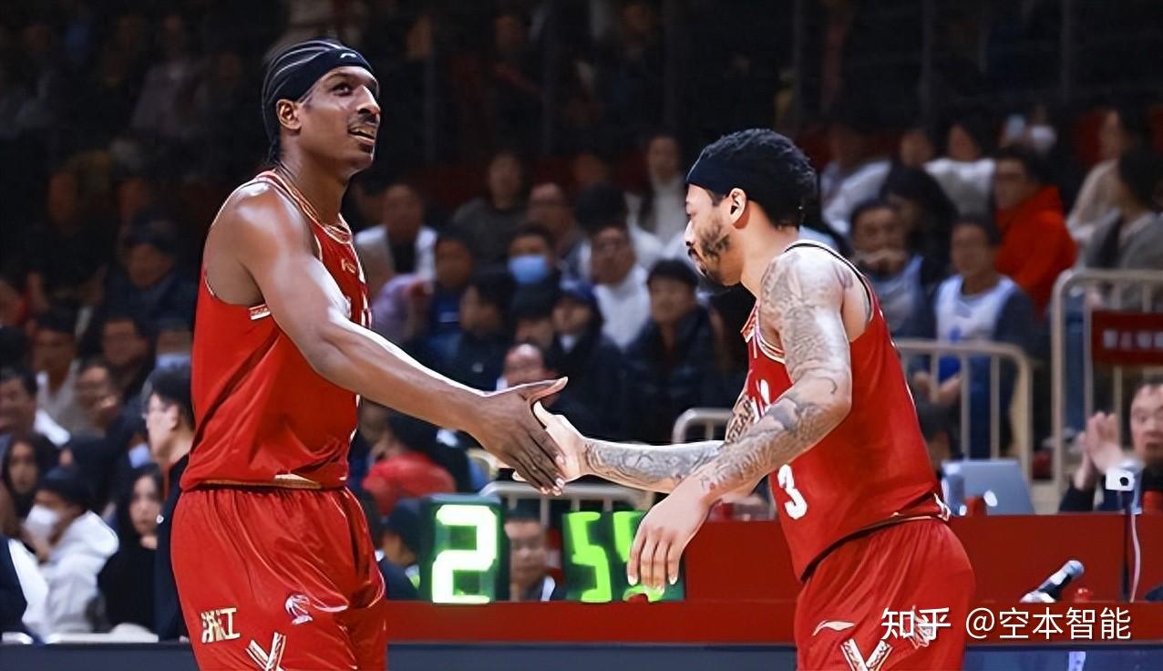 鹈鹕狂胜独行侠，拉文在年度焦点之战接管比赛