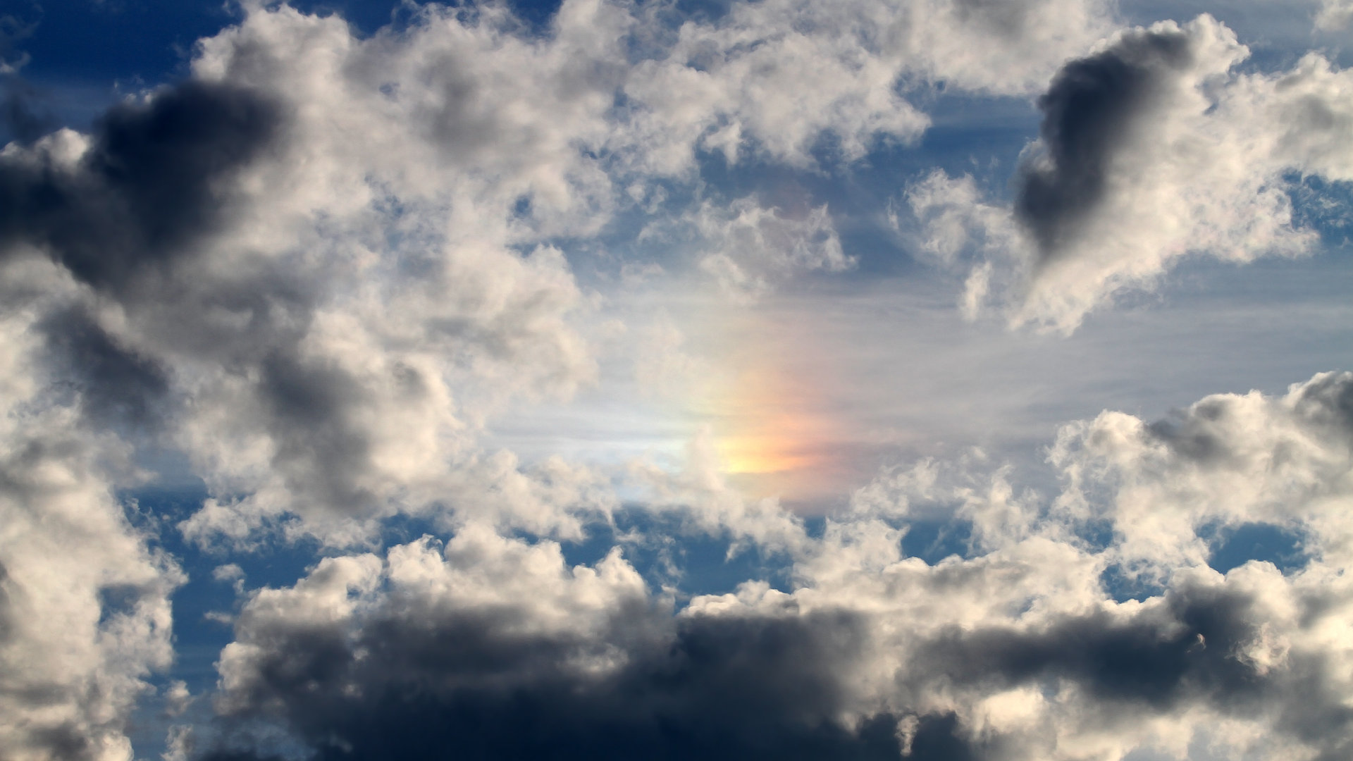 绝境逢生！乌克兰三球逆转波兰，阿劳霍化身关键先生