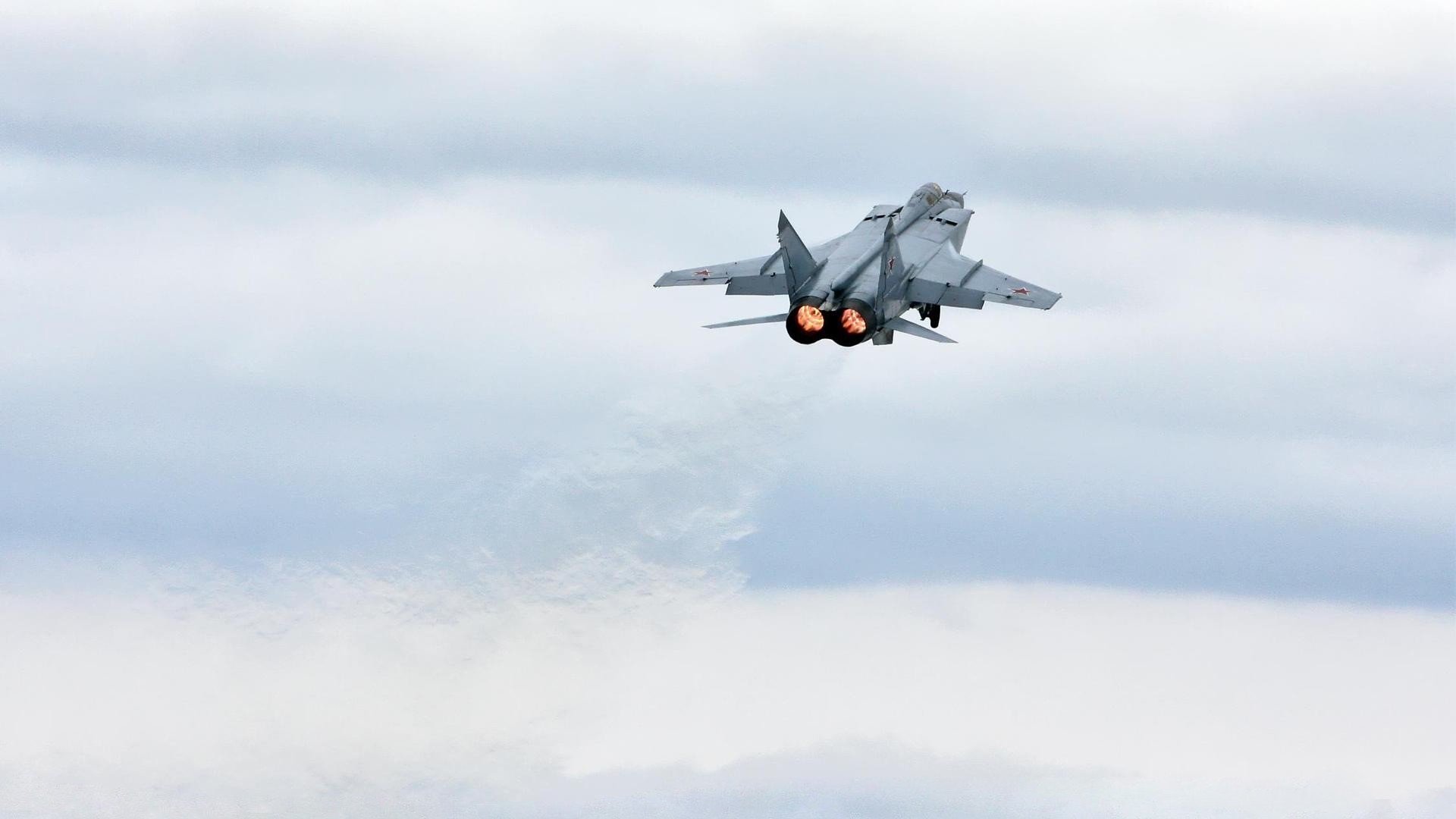 开云体育app-绝杀交响曲，从西甲国家德比到勇士逆转森林狼的双重奏